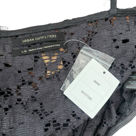 Urban Outfitters Womens Large Longline Triangle Bralette Vneck Black Eyelet NWT - Picture 2 of 8